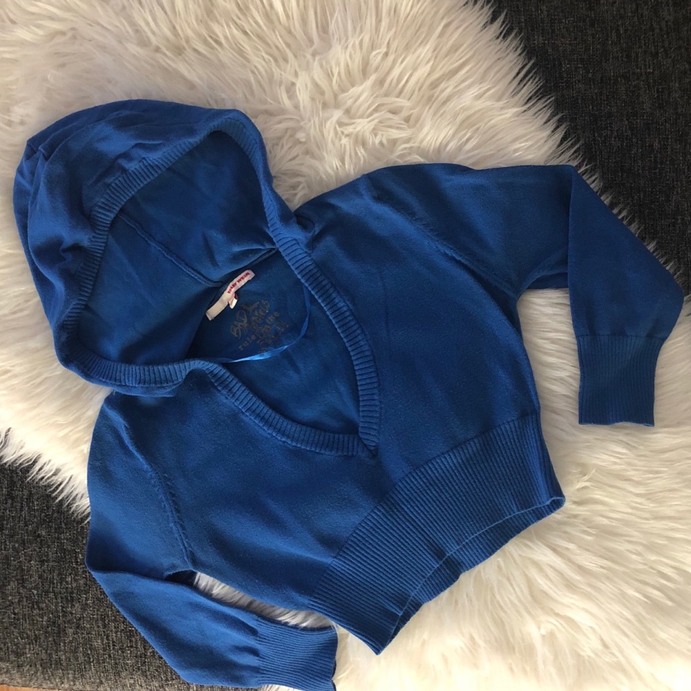 Tally Weijl 🦋 Blue Hooded V-Neck Crop Top 🦋